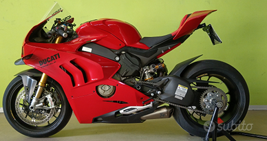 Ducati panigale v4 s monoposto