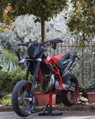 aprilia sx 125 2t 2011