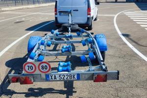 TULE 1300 KG BASCULANTE REVISIONATO 