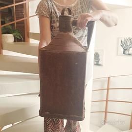 ANTICA LATTA IN METALLO BROCCA CONTENITORE VASO