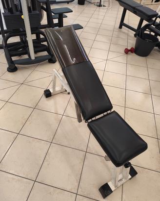 Panche regolabili Technogym 