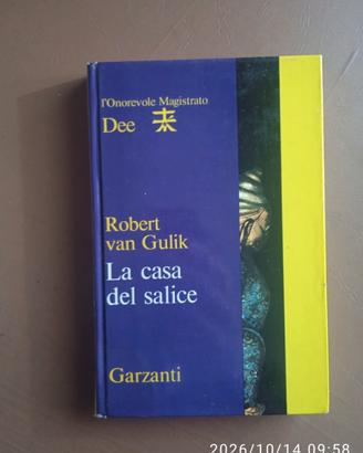 L'onorevole magistrato Dee, La casa del salice - R