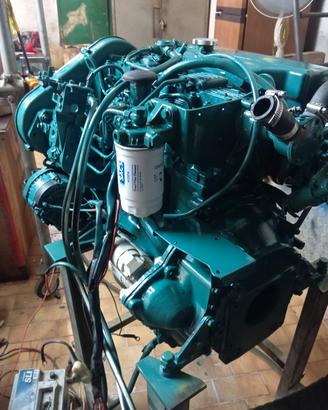 VOLVOPENTA 4 cilindri 50 HP completo