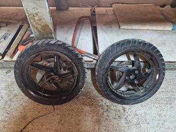 cerchi gommati aprilia sr 50 piaggio