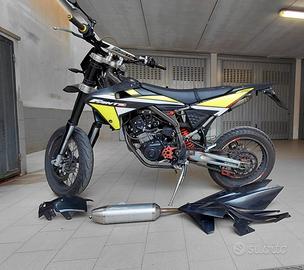 Fantic Motor 125 Motard Performance