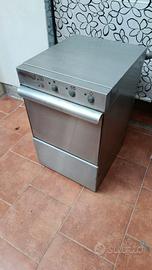 lavastoviglie industriale 