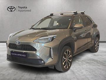 TOYOTA Yaris Cross 1.5 Hybrid 5p. E-CVT AWD-i Tr