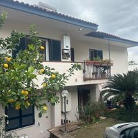 Arco felice Trilocale con posto auto