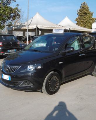 Lancia Ypsilon 1.0 FireFly 5 porte S&S Hybrid Silv