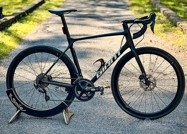 Bici da corsa GIANT TCR TEAM PRO DISC