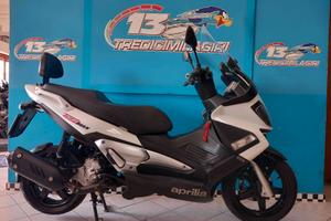 Aprilia SR Max 300