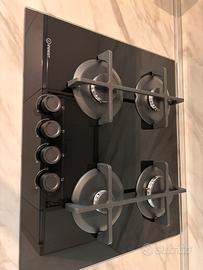 Indesit piano cottura a gas vetro nero