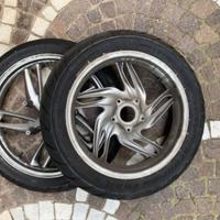 cerchi in con pneumatici per moto bmw r1200gs 2007