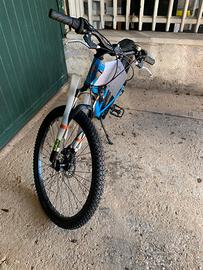 Bicicletta mountain bike cerchio 27,5