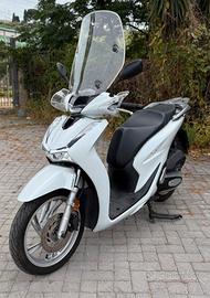 Honda SH 125 - Pari al nuovo -