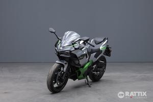 KAWASAKI Ninja 7 Hybrid
