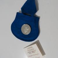 medaglie, sorpresine Kinder, tessere telefono