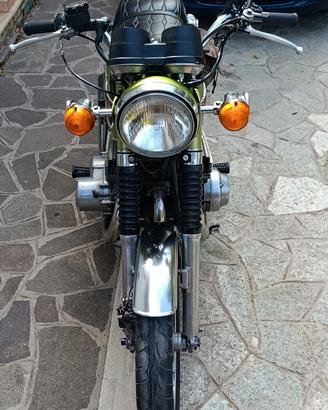 Suzuki Gt 550 