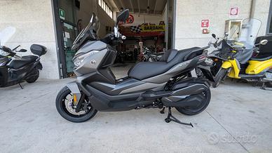 Voge Sfida SR4 400 MAX