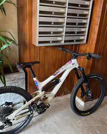 YT Capra Comp