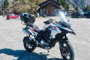 Moto TRK 502X