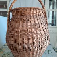 Cesta in salice intrecciato con coperchio grande