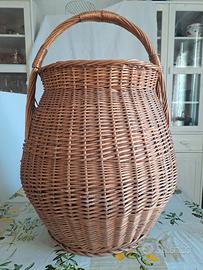 Cesta in salice intrecciato con coperchio grande