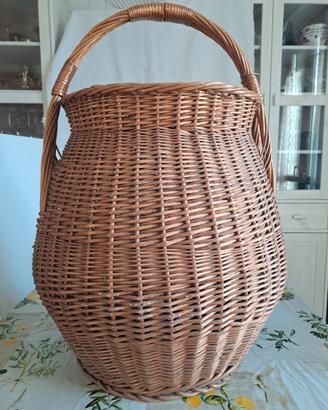 Cesta in salice intrecciato con coperchio grande
