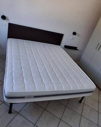 Letto e materasso perfette condizioni