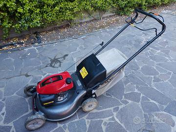 Tagliaerba Honda GCVx 4 tempi a scoppio trazionato