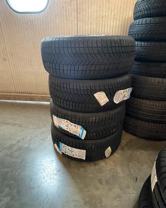 Gomme 215/55R17 SUNNY