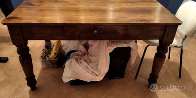 Tavola noce inizi '900