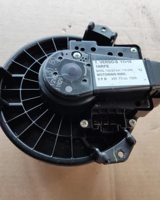 Motorino riscaldamento TOYOTA VERSO-S del 2012