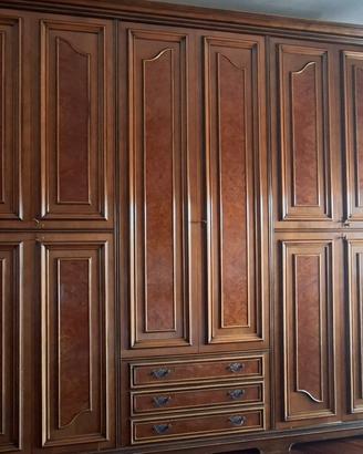 armadio in legno