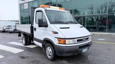 IVECO DAILY RIBALTABILE TRILATERALE