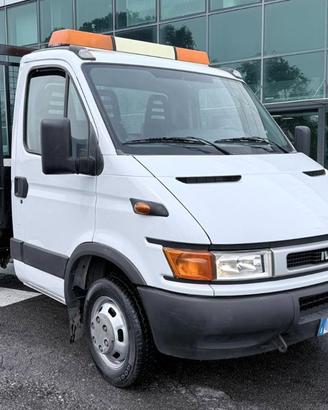 IVECO DAILY RIBALTABILE TRILATERALE