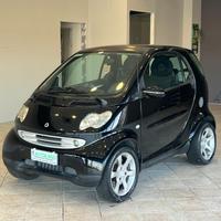 Smart fortwo coupe Fortwo 0.8 cdi Smart&Pulse