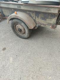 carrello militare con documenti 