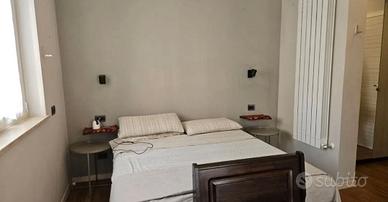 COLLATINO BILOCALE CON BALCONE