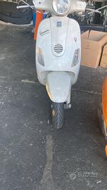ricambi piaggio vespa lx usati
