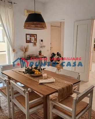 VIA COLONNELLO ROMEY - App.to 1° p 3 vani
