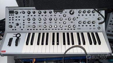 Moog Subsequent 37