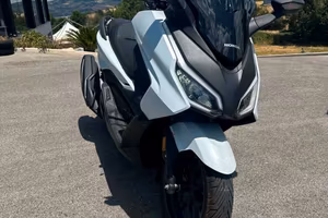 Honda Forza 350
