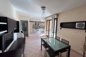Appartamento di 96 m² con 3 locali e box auto a Mo
