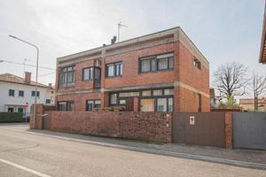 VILLA BIFAMILIARE DI PRESTIGIO