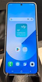 Galaxy Z Flip 6 256 GB Perfetto Come Nuovo! 
