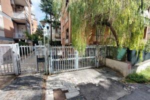 Box doppio zona Baldo degli Ubaldi