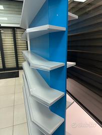 Scaffale con pedana misura 1