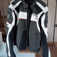giubbotto per moto 
