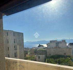 4 LOCALI A REGGIO DI CALABRIA